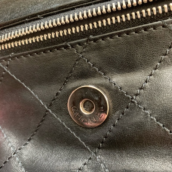 Chanel black clutch - Picture 6 of 8